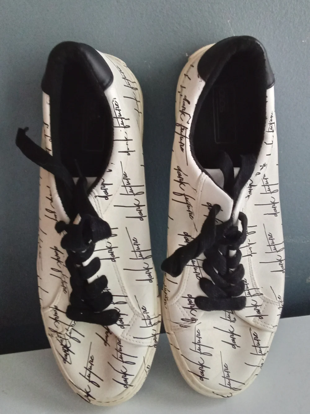 ASOS Dark‎ Future Script Print Low Top Sneakers Cream Black Streetwear